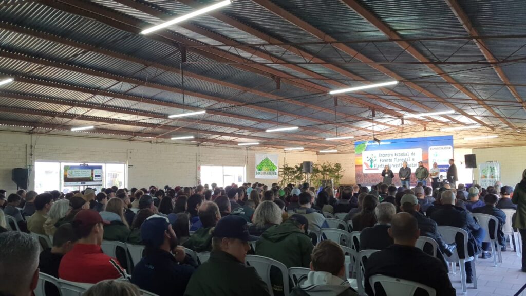 A SysFlor participou do Seminário Gaúcho de Silvicultura e do Encontro Estadual de Plantio e Fomento Florestal